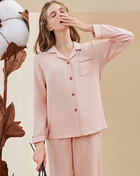 Pyjama femme en gaze de coton rose pâle